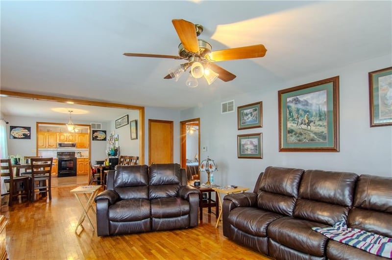 409 S High St S, Butler, MO 64730