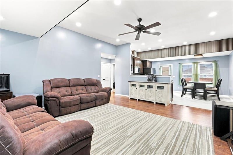 389 SE 971 Rd, Knob Noster, MO 65336