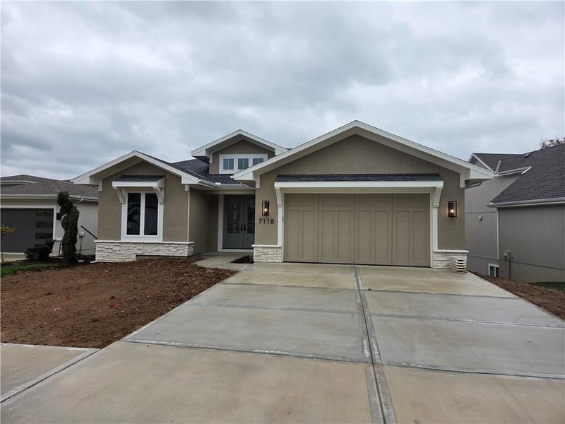 7235 Westgate St, Shawnee, KS 66216