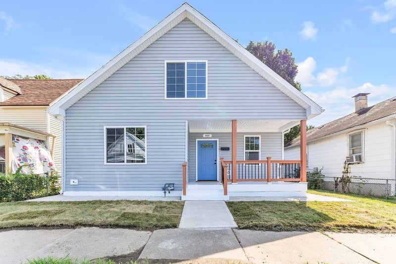 825 S 19th St, St Joseph, MO 64507
