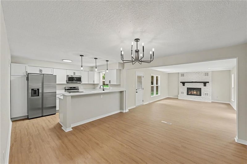 12516 Craig Ave, Grandview, MO 64030