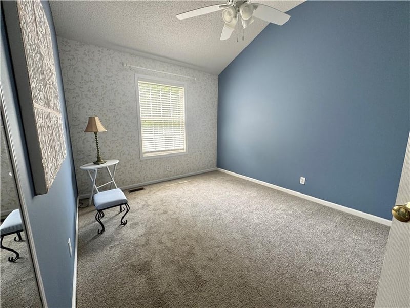 16222 W 157th Ter, Olathe, KS 66062