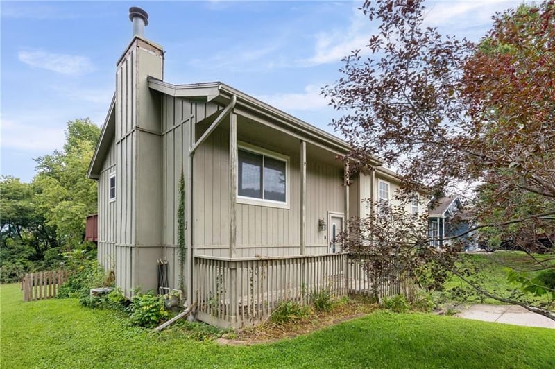 1832 Gates Dr, Platte City, MO 64079