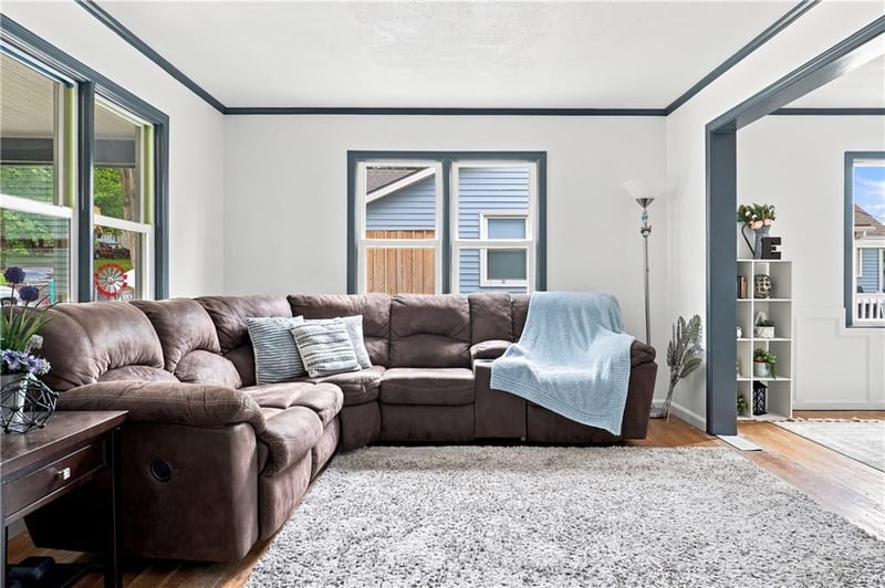 1429 Kingman St, Leavenworth, KS 66048
