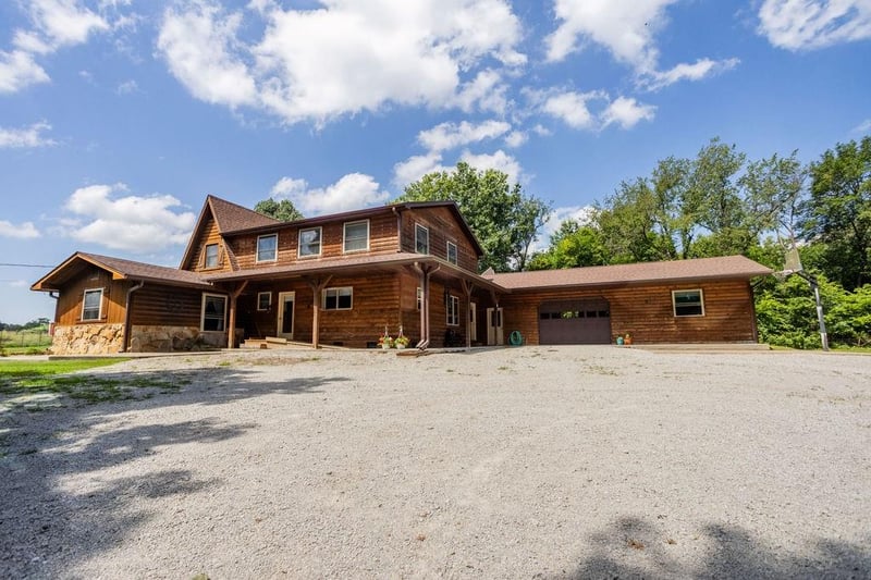 521 Nw 30th Ln, Lamar, MO 64759