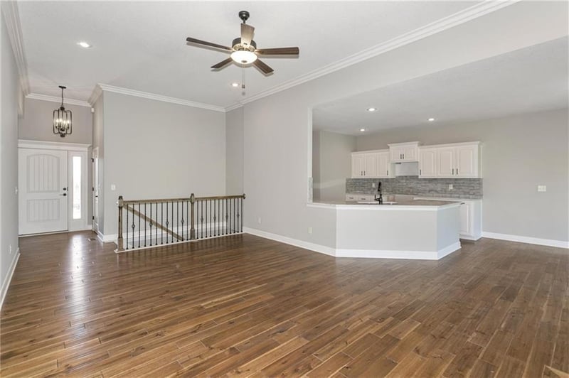 3315 NW 93rd St, Kansas City, MO 64154