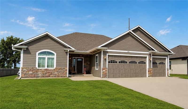 931 Venita Dr, Odessa, MO 64076