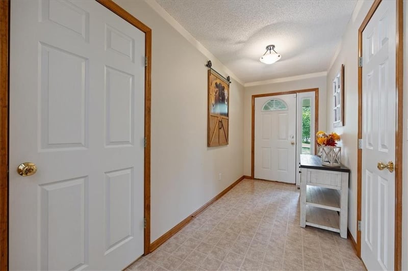 525 NW 1891 Rd, Kingsville, MO 64061