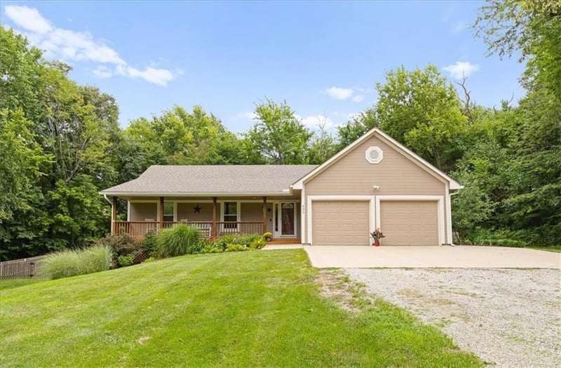 525 NW 1891 Rd, Kingsville, MO 64061