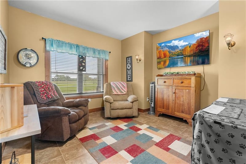 12908 E 244th St, Peculiar, MO 64078