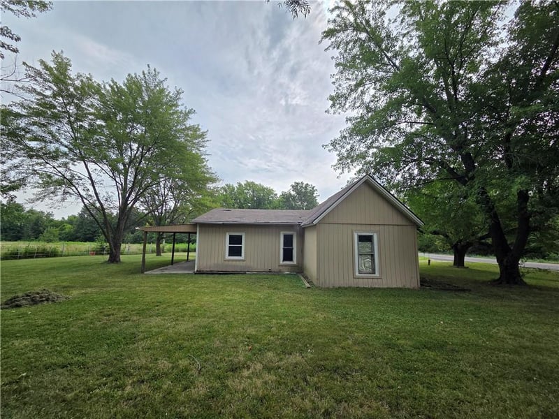 12754 NW State Route 52 N/A, Amoret, MO 64722