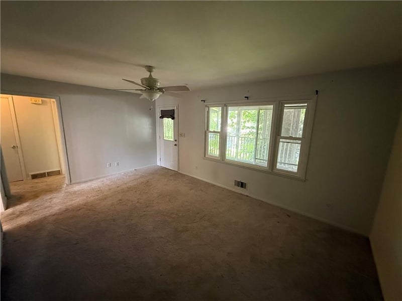 9336 E 25th Ter S, Independence, MO 64052