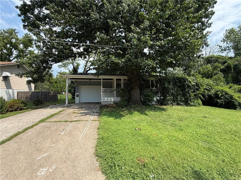 9336 E 25th Ter S, Independence, MO 64052