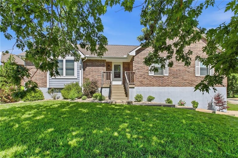 19432 E 11th Ter N, Independence, MO 64056