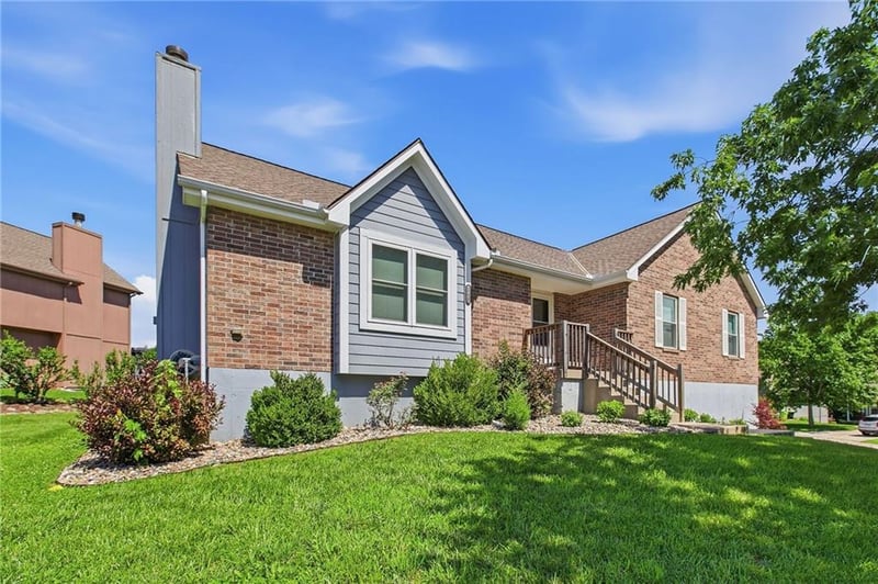 19432 E 11th Ter N, Independence, MO 64056