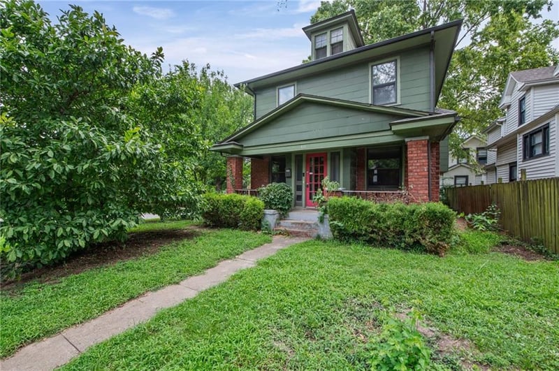 4111 Holly St, Kansas City, MO 64111