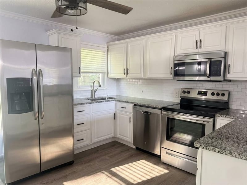7501 Conser St, Overland Park, KS 66204