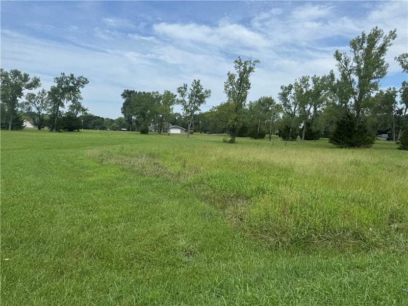 Lot 2263 Skipper Rd, Gallatin, MO 64640