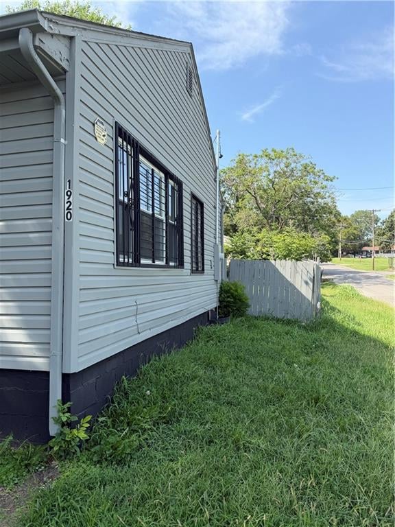 1920 E 84th Ter, Kansas City, MO 64132