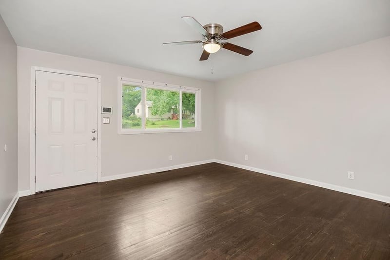 7304 E 85th Ter, Kansas City, MO 64138