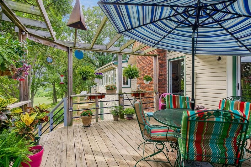 24825 Countryview Dr, Kearney, MO 64060