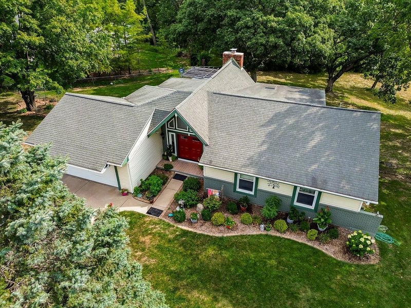 24825 Countryview Dr, Kearney, MO 64060