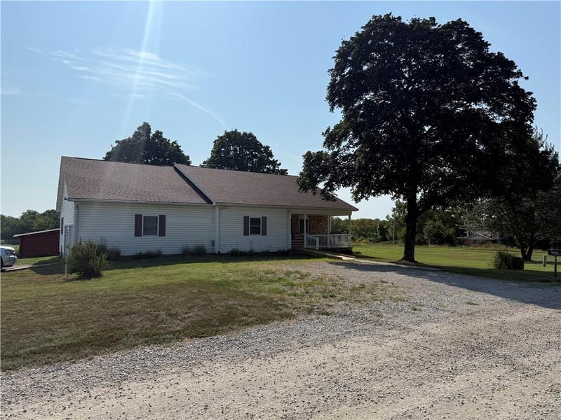 1255 245th St, Fort Scott, KS 66701