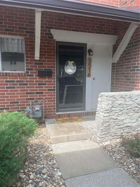 5516 W 97th St, Overland Park, KS 66207
