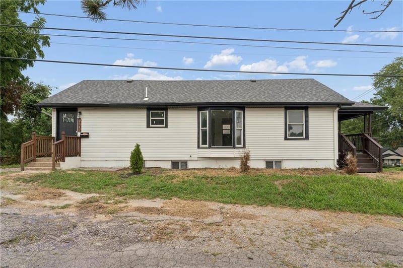 2010 N 27th St, Kansas City, KS 66104