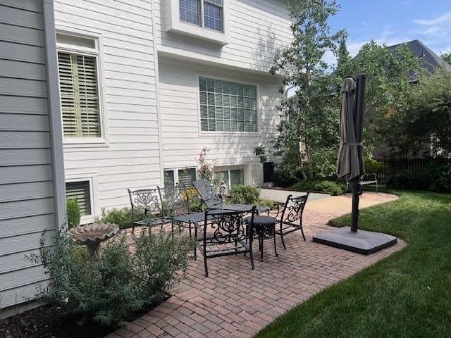 13020 Falmouth St, Leawood, KS 66209