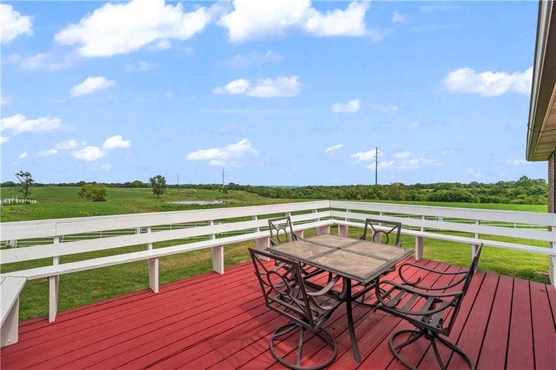 10625 Franklin Rd, Richmond, MO 64085