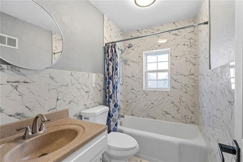 8606 E 79 Th St, Kansas City, MO 64138