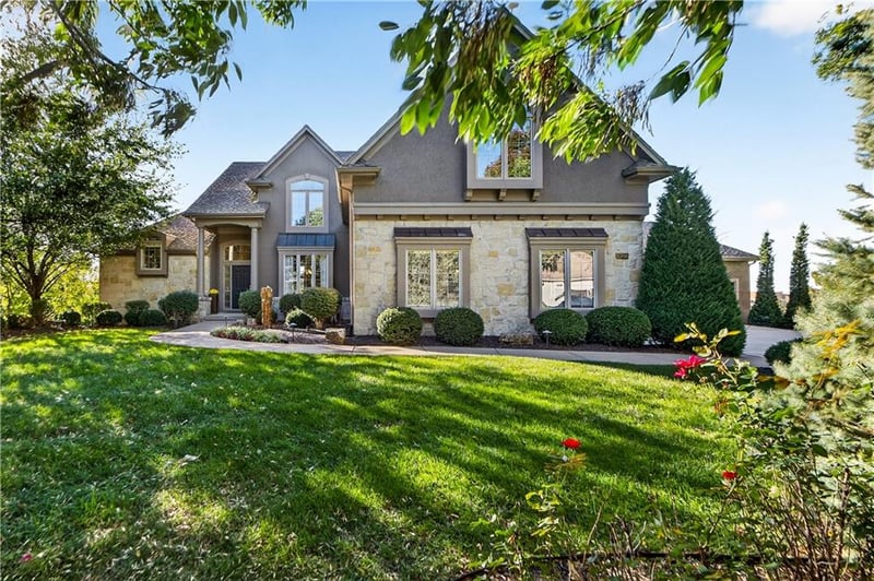 13816 Horton Dr, Overland Park, KS 66223