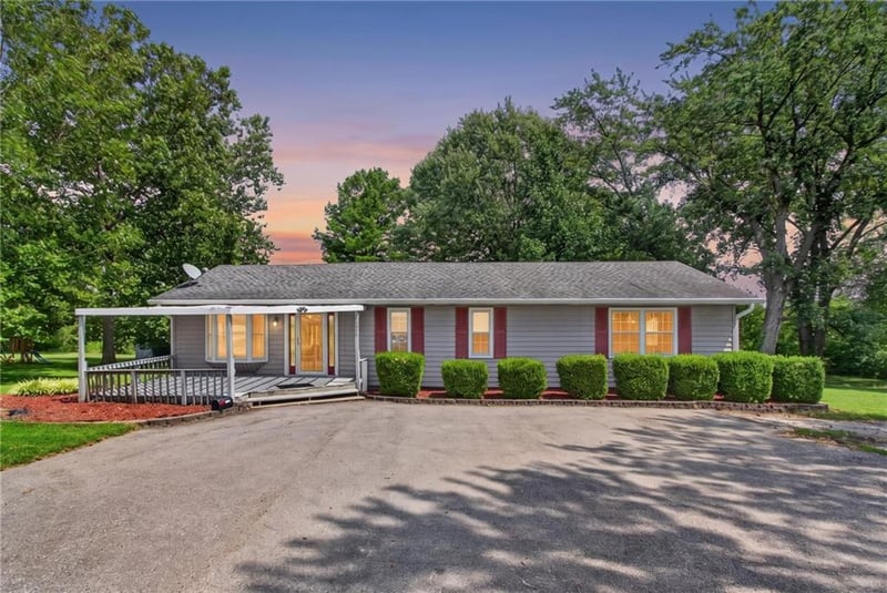 21405 S Harper Rd, Peculiar, MO 64078