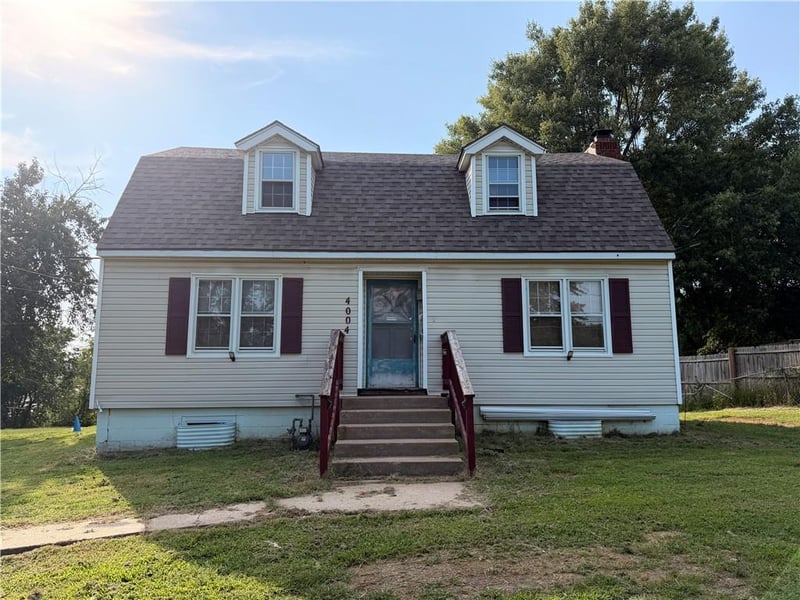 4004 Denton Rd, Kansas City, MO 64133