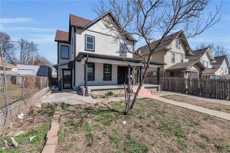5208 E 8th St, Kansas City, MO 64124