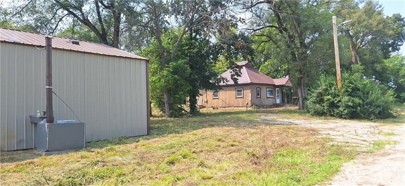 517 Jones Ave, Brimson, MO 64642