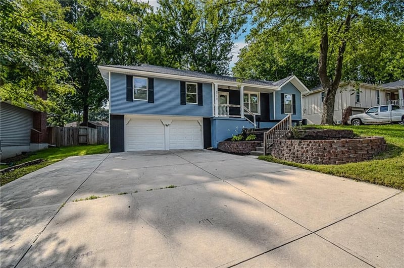5210 S Mccoy St, Independence, MO 64055