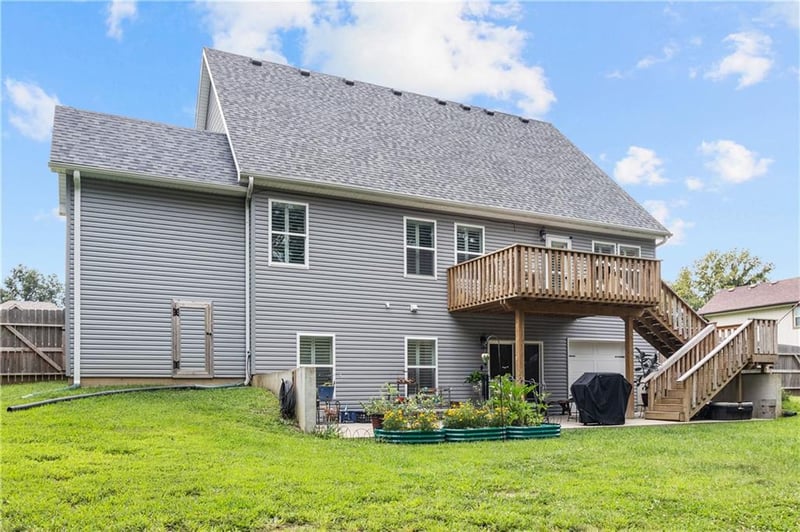 7 SE 230 Rd, Warrensburg, MO 64093