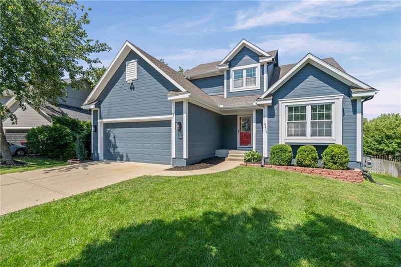 6214 W 155th Pl, Overland Park, KS 66223