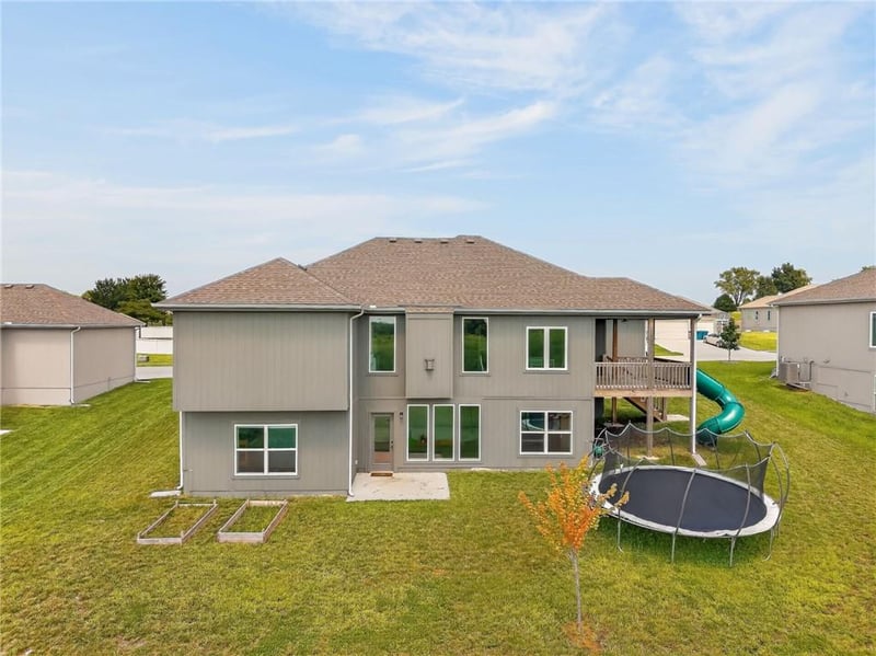 1015 Fox Trot Dr, Odessa, MO 64076