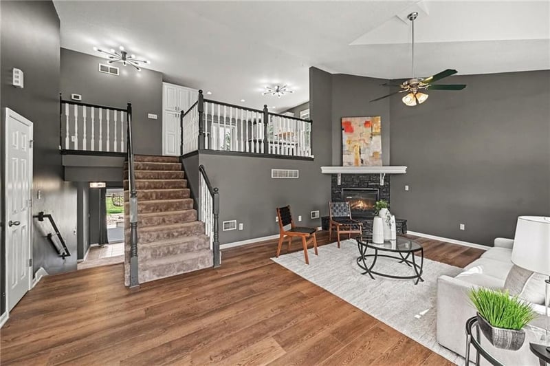 3214 Nottingham Ct, Lawrence, KS 66049