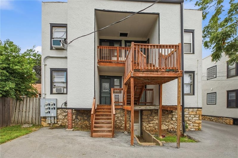 4340 Holly St, Kansas City, MO 64111