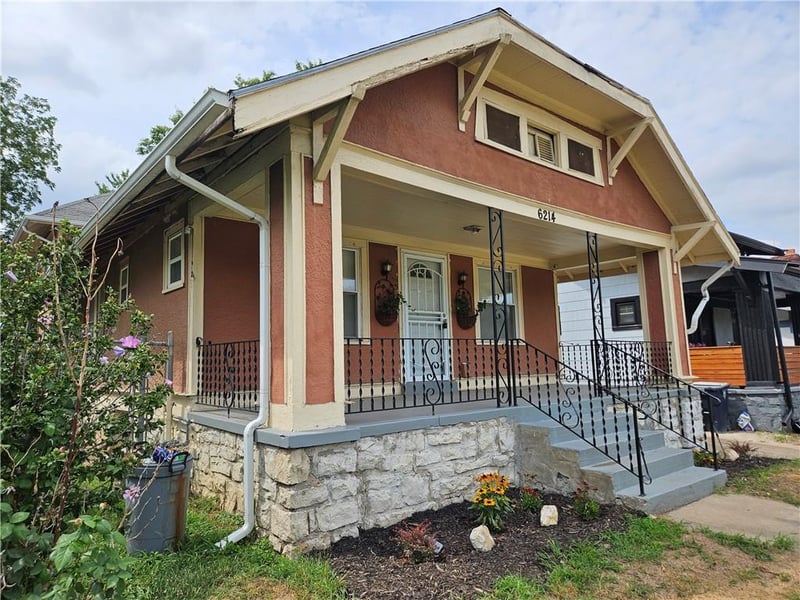 6214 Swope Pw, Kansas City, MO 64130