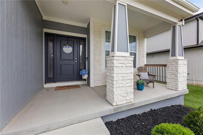5837 Belmont Dr, Shawnee, KS 66226