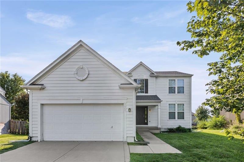 1807 W Fredrickson Dr, Olathe, KS 66061