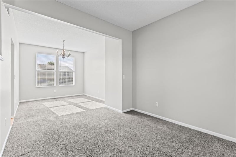 1807 W Fredrickson Dr, Olathe, KS 66061