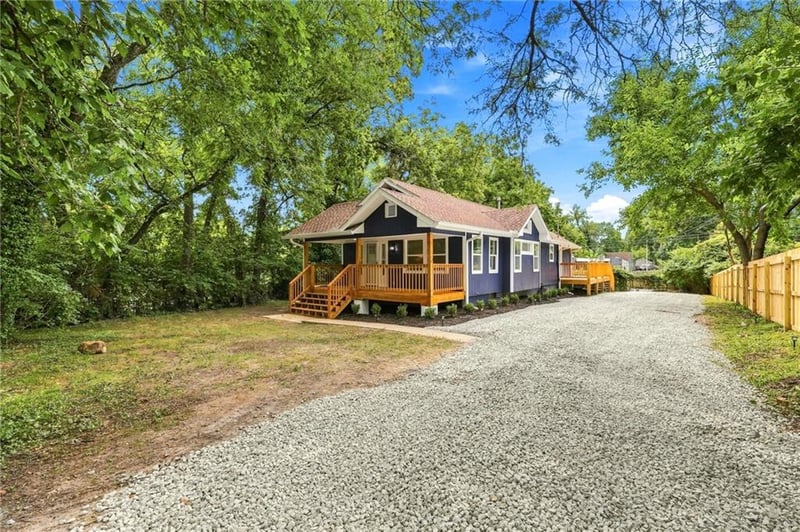 201 W 81st Ter, Kansas City, MO 64114