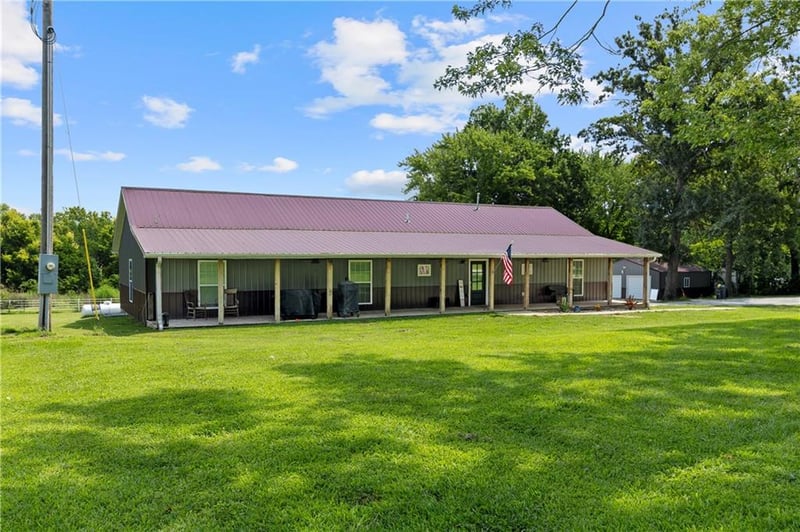 395 NW 1101st Rd, Centerview, MO 64019