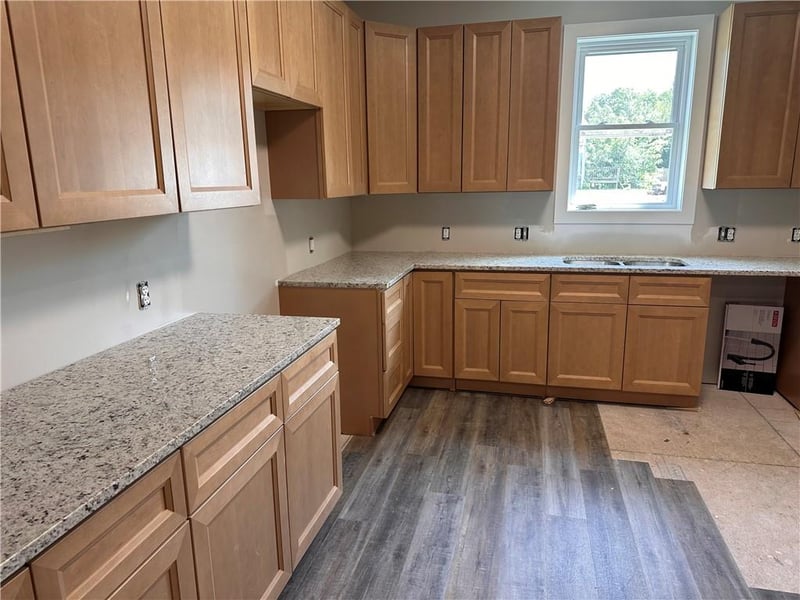 409 Shivel Ave, Gower, MO 64454
